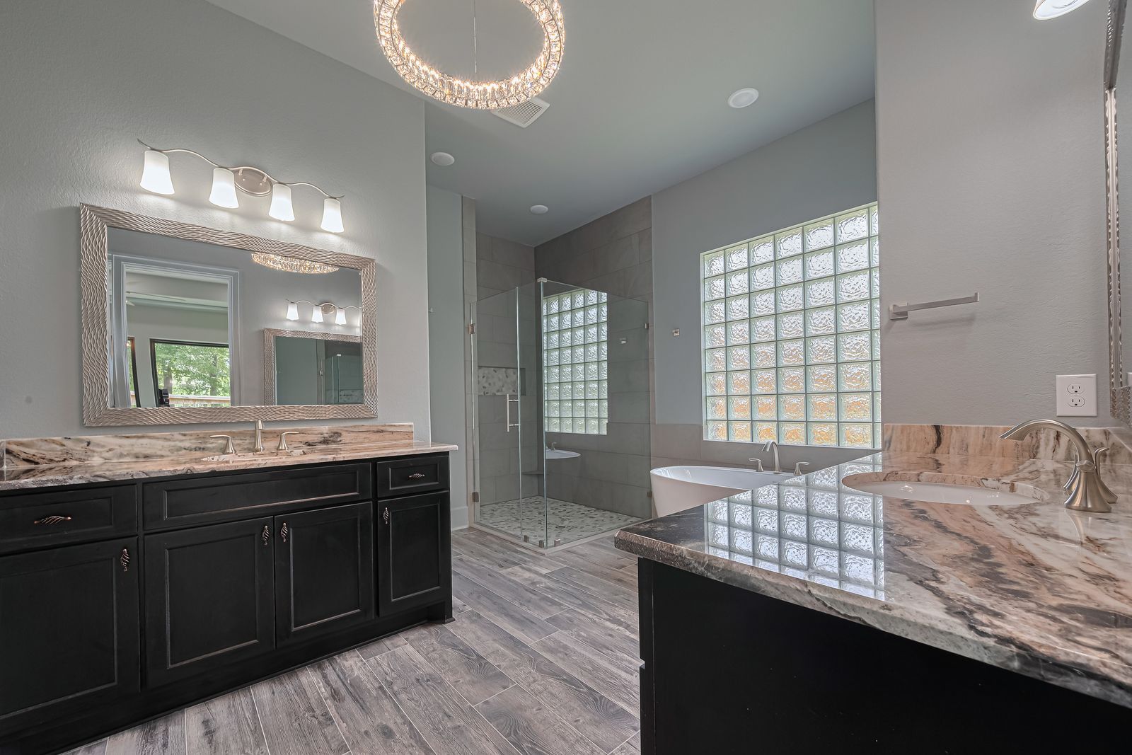Canvas Homes 4 Dumaine Ct