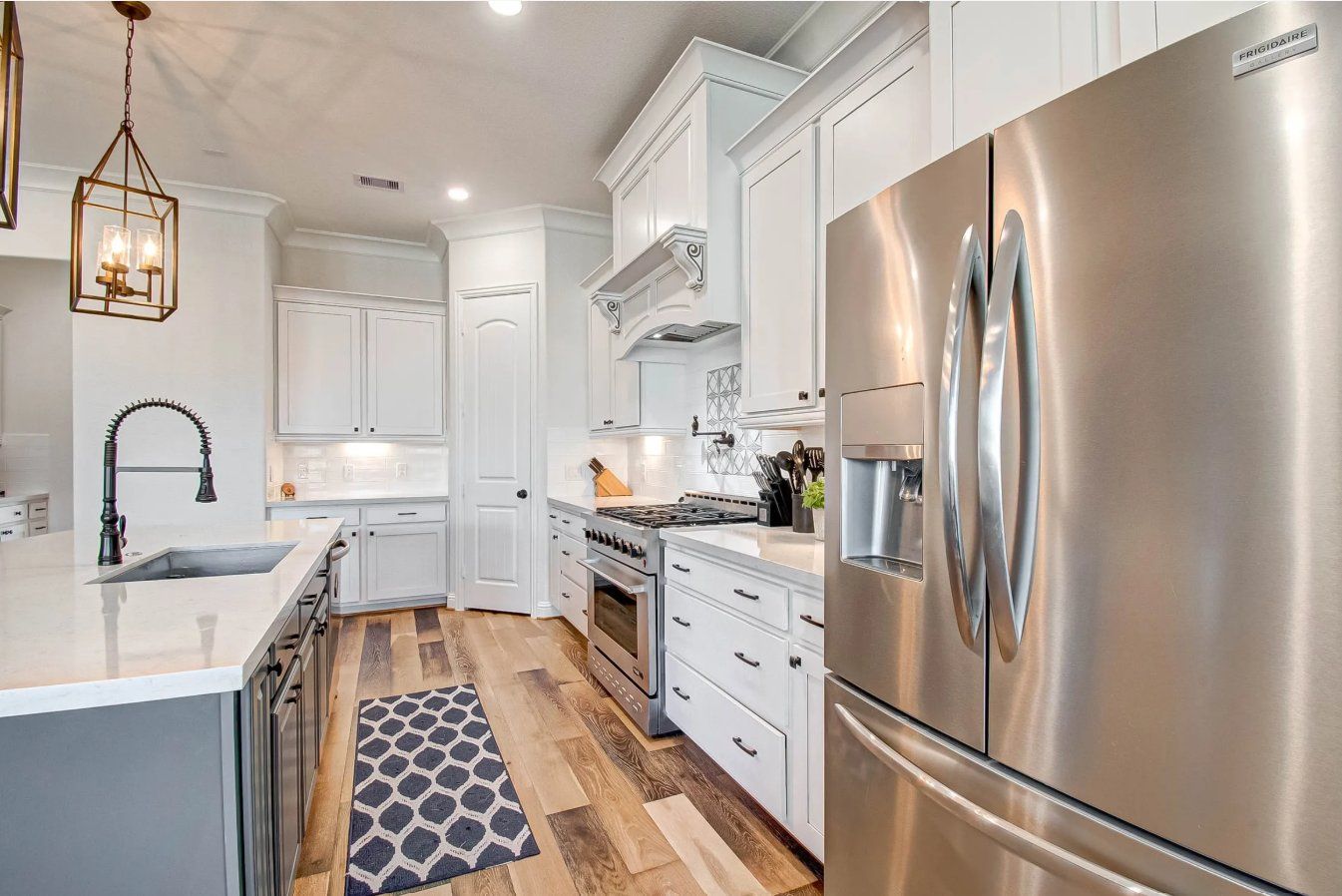 Canvas Homes Hideaway Kitchen